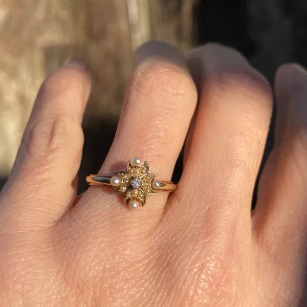 Antique Diamond & Pearl Ring