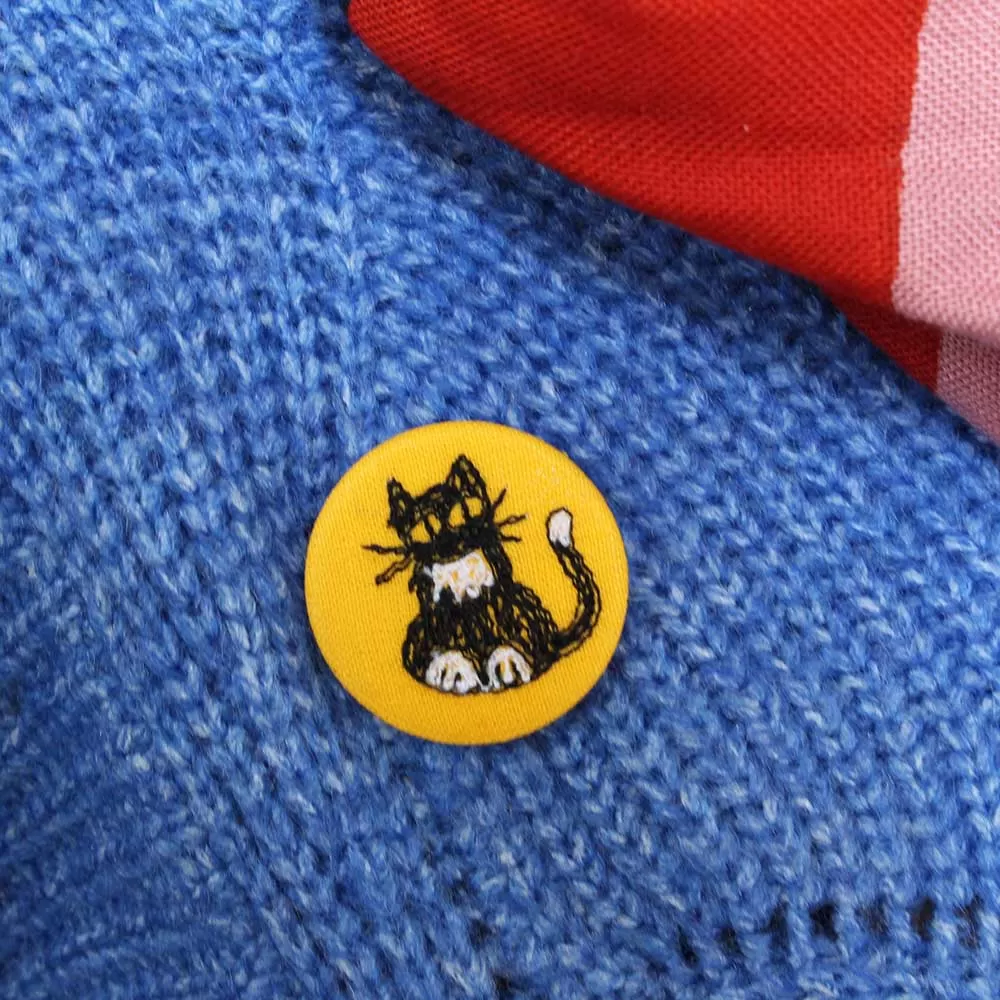 cat - pretty badge