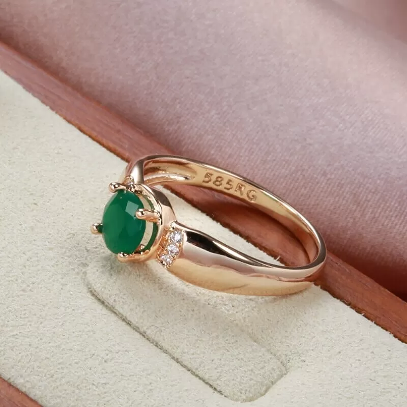 Circle Cut Emerald Gold Ring