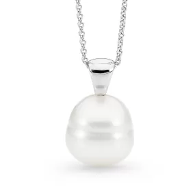 Classic Pearl Pendant