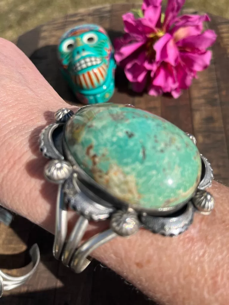 Kingman Turquoise Single Stone Cuff