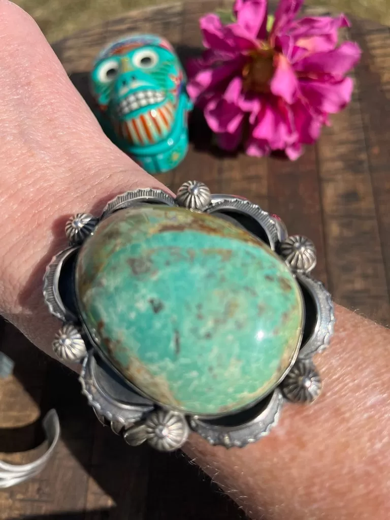 Kingman Turquoise Single Stone Cuff