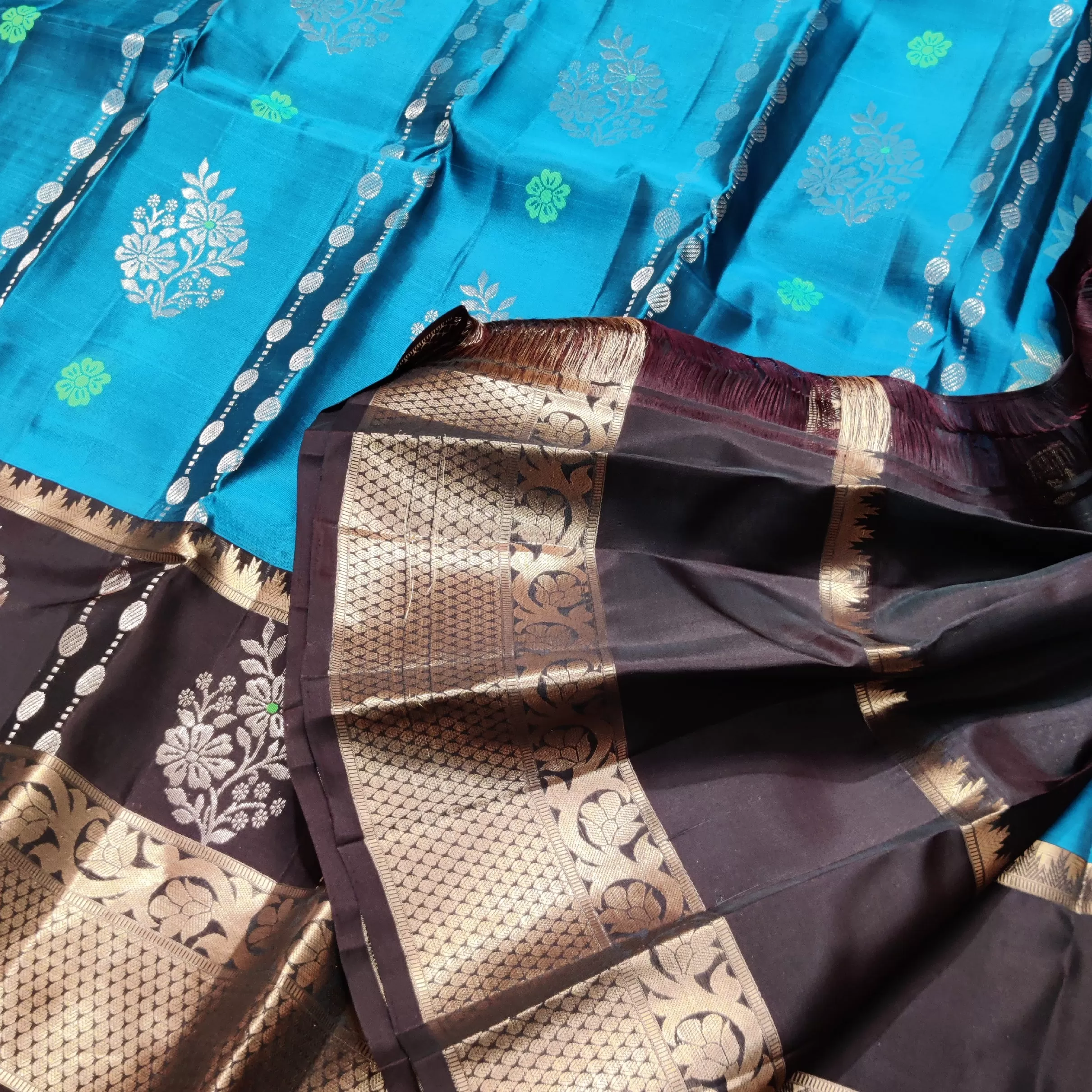 Madhuram pattu saree - MP11